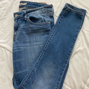 levi 711 skinny jeans